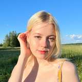 Mayshyni from fansly